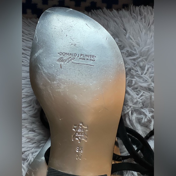 Donald J Pliner sandals - Picture 4 of 4